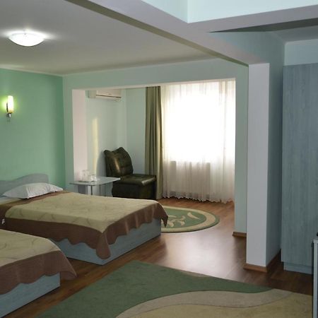 Casa Alba Ξενοδοχείο Râmnicu Vâlcea Εξωτερικό φωτογραφία